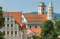 Hefftergiebel und Johanniskirche Foto: Thomas Glaubitz Hefftergiebel und Johanniskirche Foto: Thomas Glaubitz